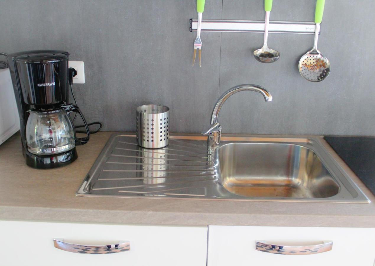 Residenza Castellum Apartment Stazzona Ngoại thất bức ảnh