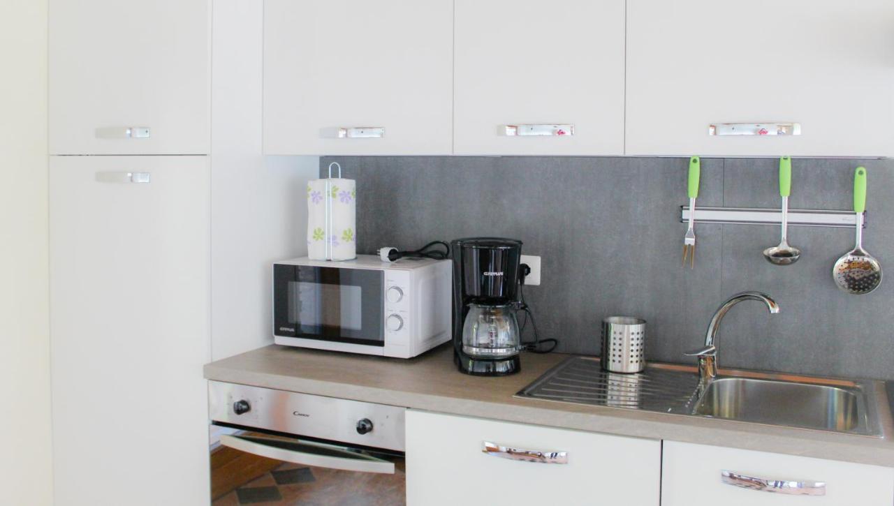 Residenza Castellum Apartment Stazzona Ngoại thất bức ảnh
